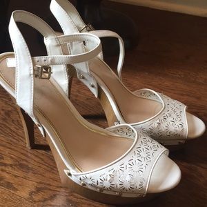 Jessica Simpson Heels